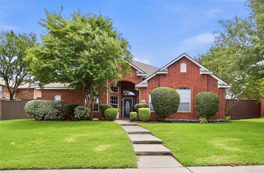 Property photo for 3908 Cloudcrest Drive, Plano, TX