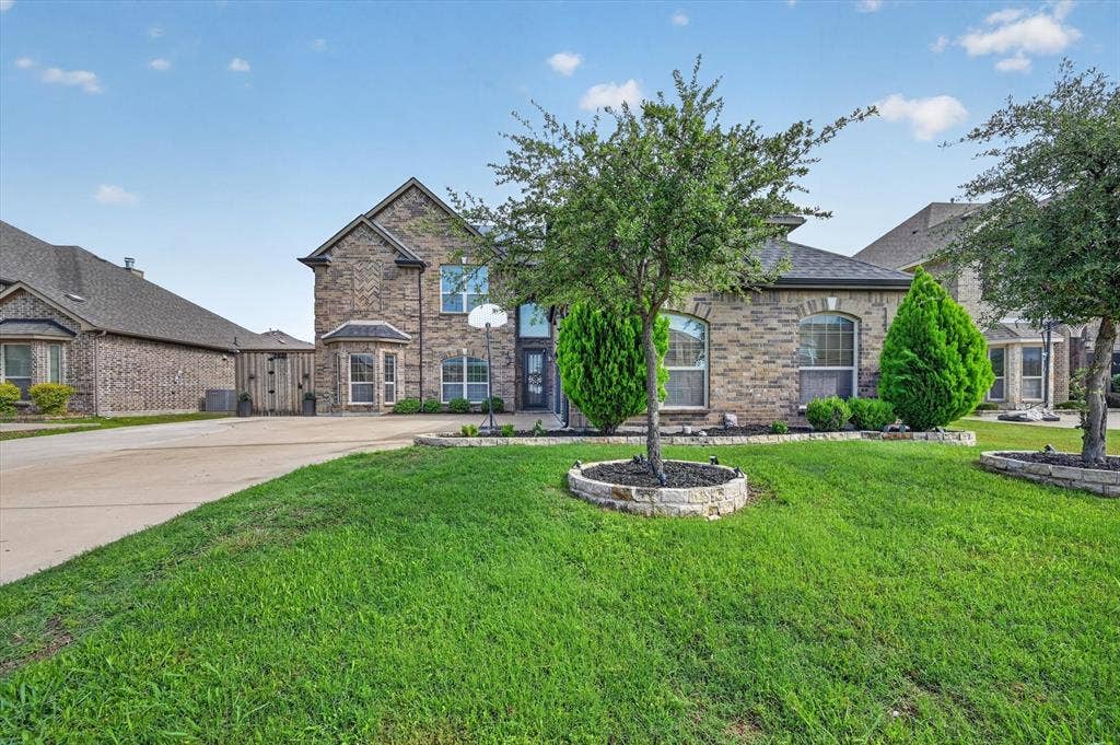 2832 Sendero, Grand Prairie, TX 75054 2832 Sendero, Grand Prairie, TX 75054