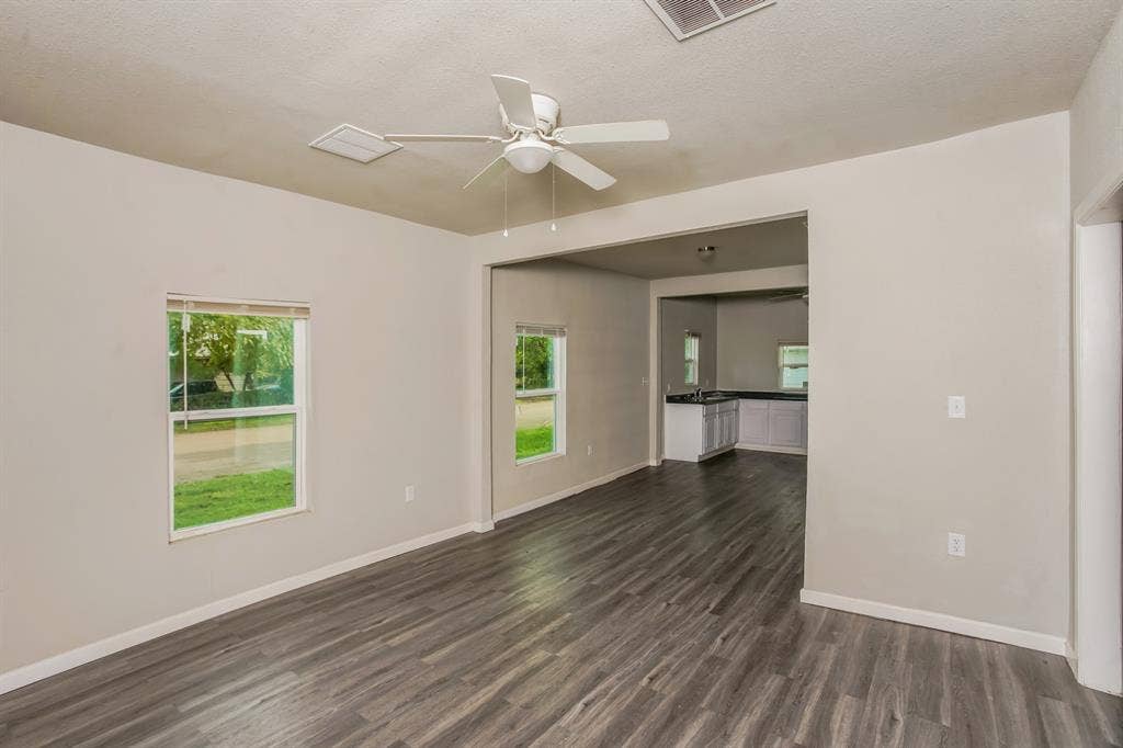 2402 Summer Avenue, Waco, TX 76708 2402 Summer Avenue, Waco, TX 76708