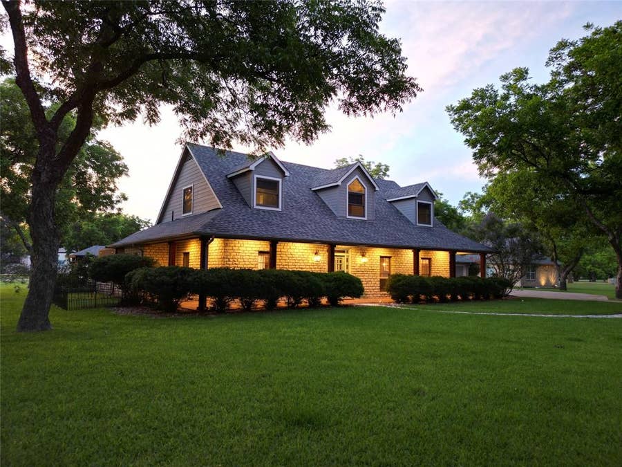 Property photo for 6405 Secretariat Court, Granbury, TX