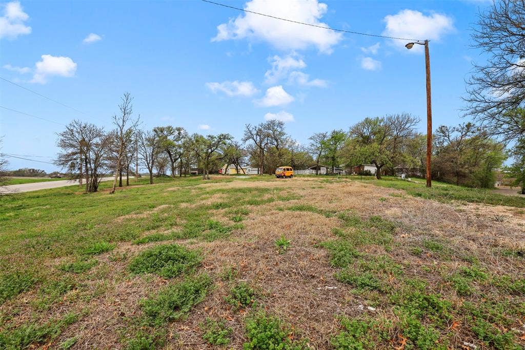8505 Heron Drive, Fort Worth, TX 76108 8505 Heron Drive, Fort Worth, TX 76108