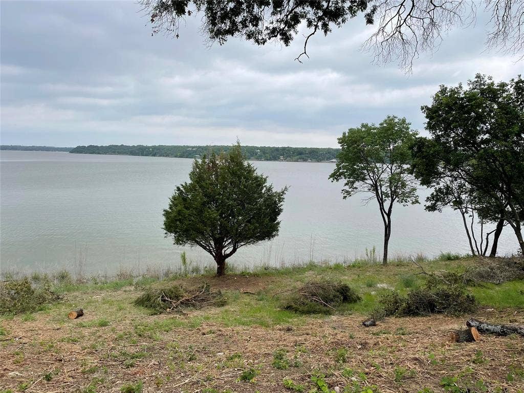 8505 Heron Drive, Fort Worth, TX 76108 8505 Heron Drive, Fort Worth, TX 76108