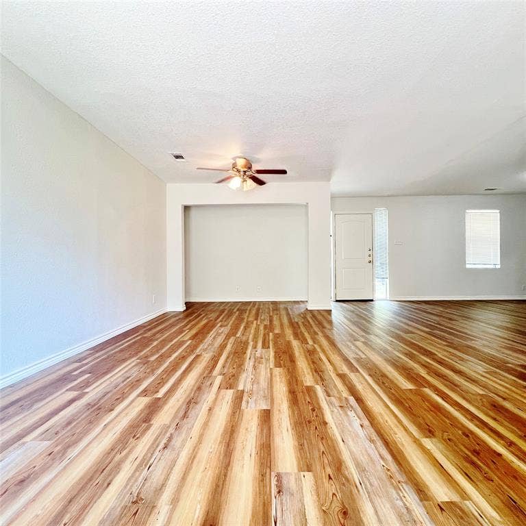 2310 Healey Drive, Dallas, TX 75228 2310 Healey Drive, Dallas, TX 75228