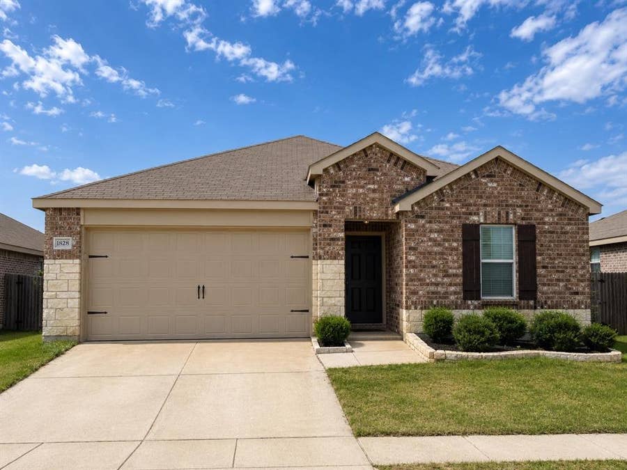 Property photo for 1828 Elderberry Street, Royse City, TX