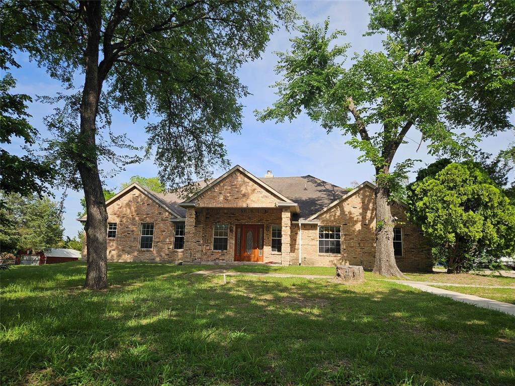 234 E FORK Road, Sunnyvale, TX 75182 234 E FORK Road, Sunnyvale, TX 75182