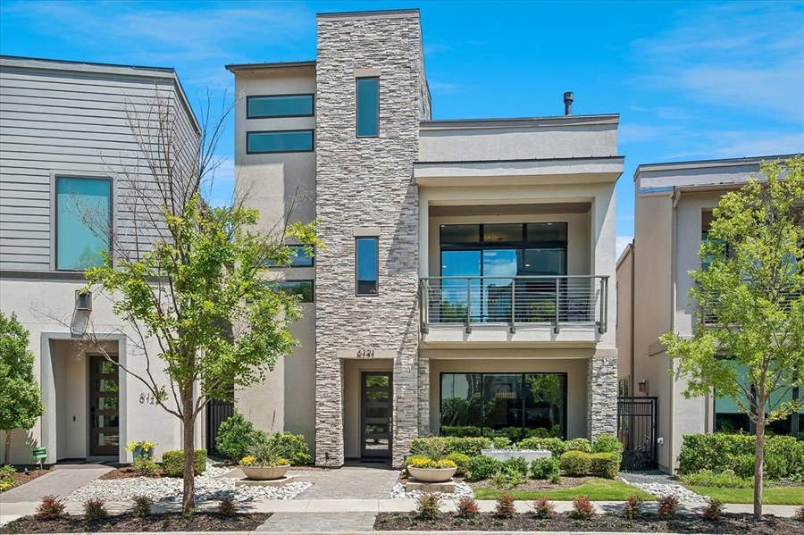 Property photo for 6121 Echelon Way, Plano, TX