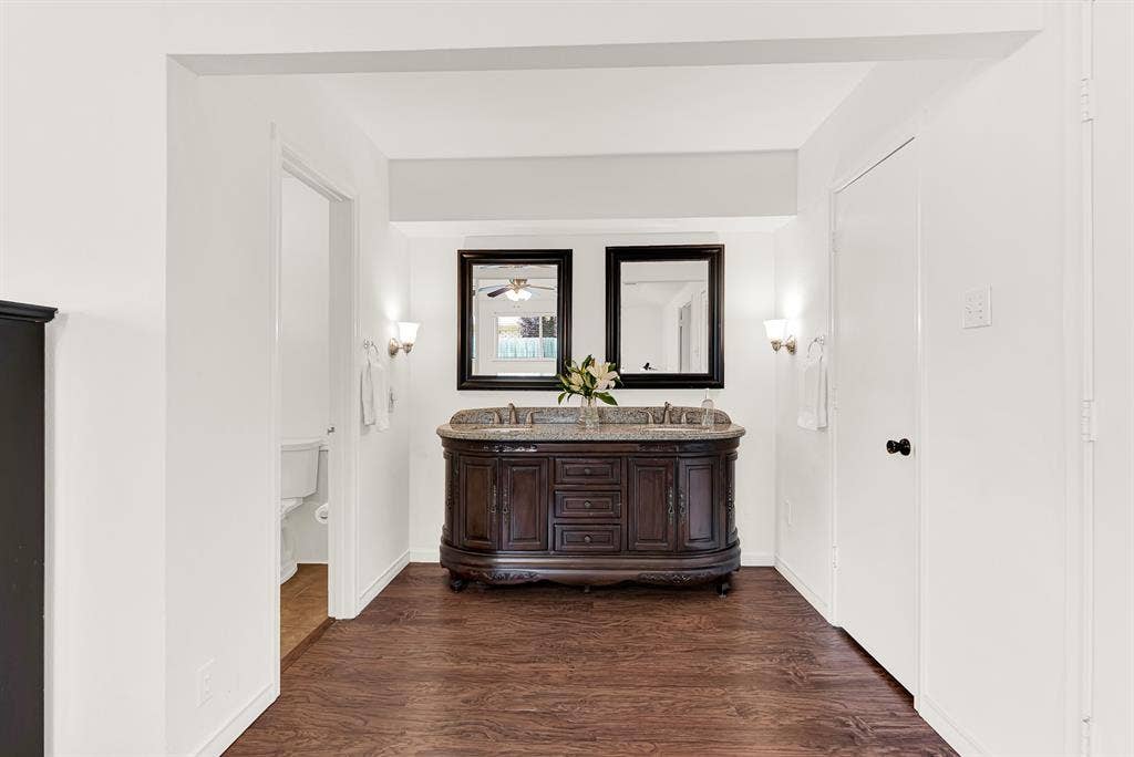 2814 Forest Grove Drive, Richardson, TX 75080 2814 Forest Grove Drive, Richardson, TX 75080