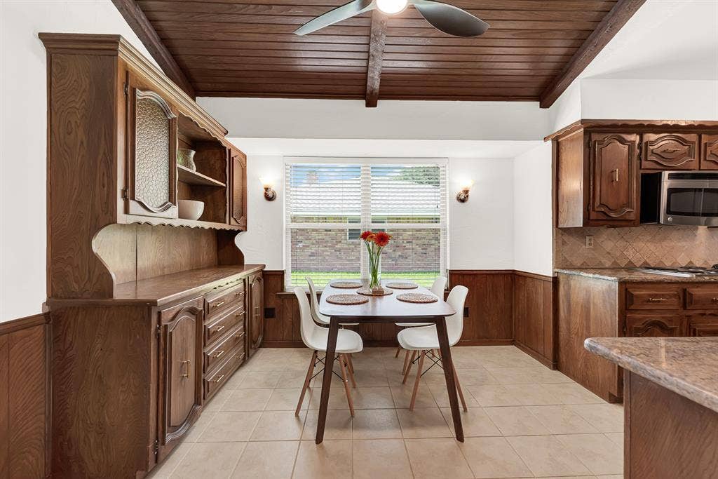 2814 Forest Grove Drive, Richardson, TX 75080 2814 Forest Grove Drive, Richardson, TX 75080