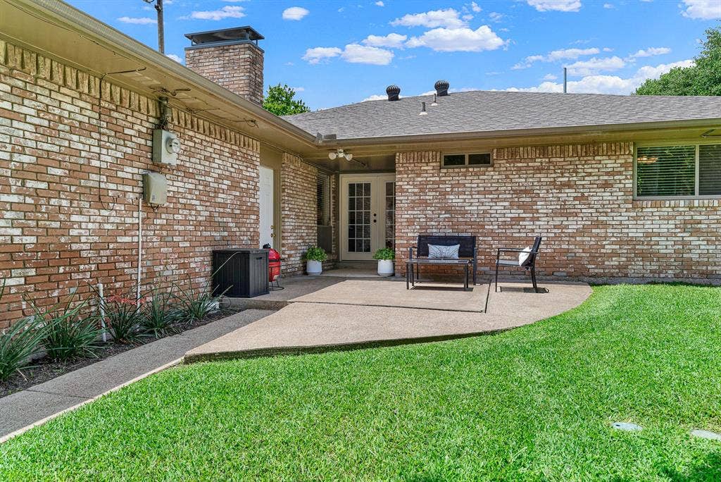 2814 Forest Grove Drive, Richardson, TX 75080 2814 Forest Grove Drive, Richardson, TX 75080