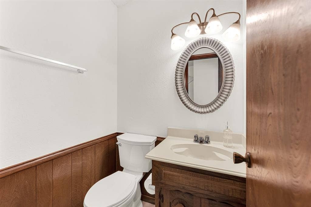 2814 Forest Grove Drive, Richardson, TX 75080 2814 Forest Grove Drive, Richardson, TX 75080