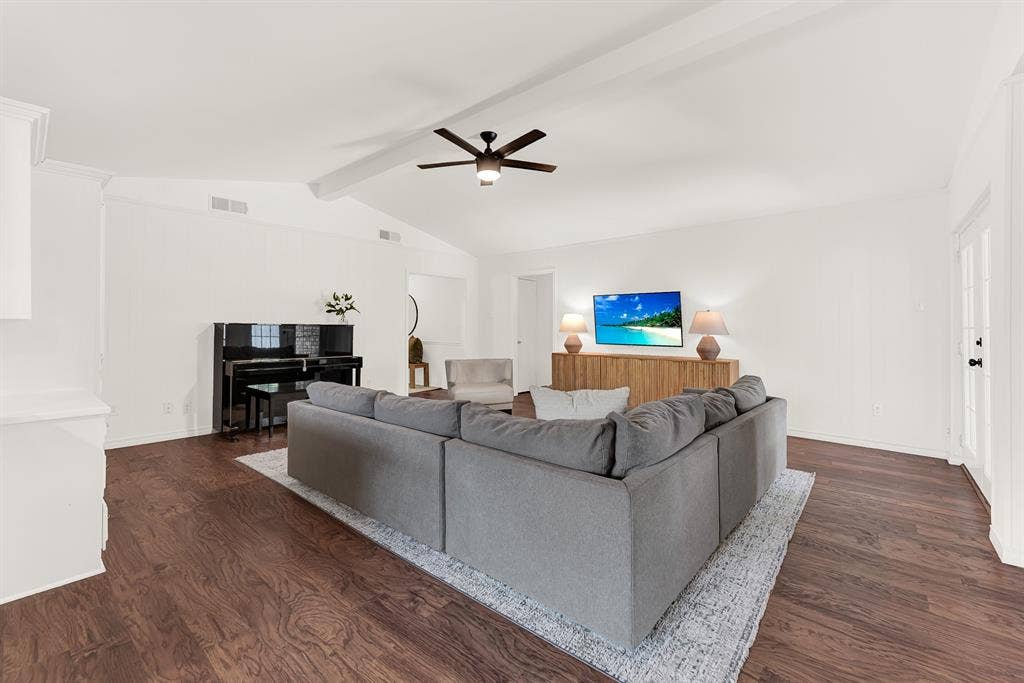 2814 Forest Grove Drive, Richardson, TX 75080 2814 Forest Grove Drive, Richardson, TX 75080