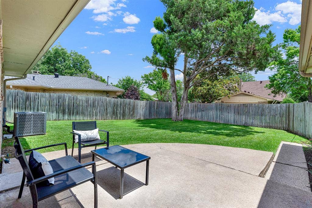 2814 Forest Grove Drive, Richardson, TX 75080 2814 Forest Grove Drive, Richardson, TX 75080
