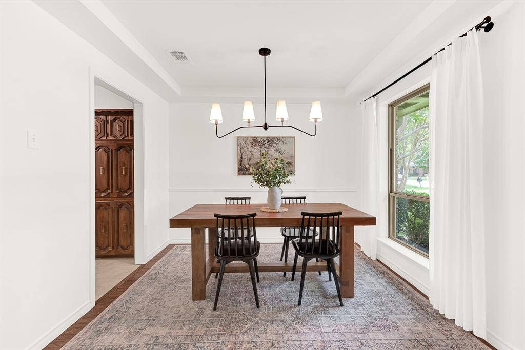 2814 Forest Grove Drive, Richardson, TX 75080 2814 Forest Grove Drive, Richardson, TX 75080