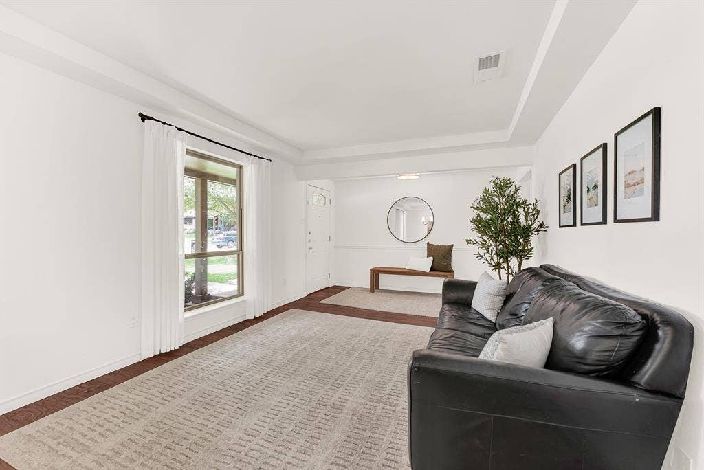 2814 Forest Grove Drive, Richardson, TX 75080 2814 Forest Grove Drive, Richardson, TX 75080