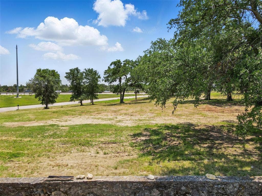 8501 A Heron Drive, Fort Worth, TX 76108 View of yard