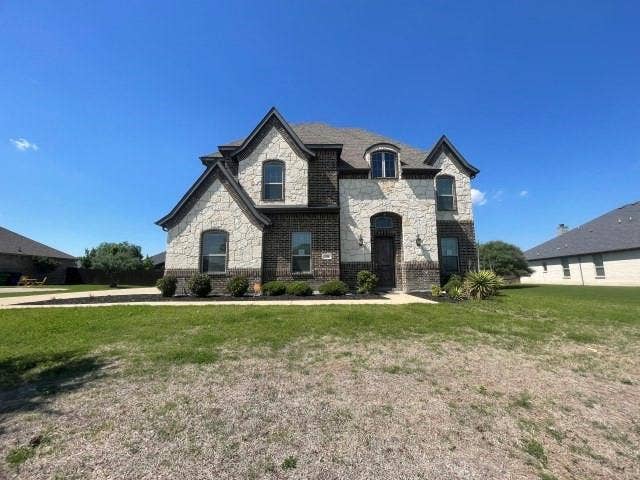 321 Equestrian Drive, Waxahachie, TX 75165 321 Equestrian Drive, Waxahachie, TX 75165
