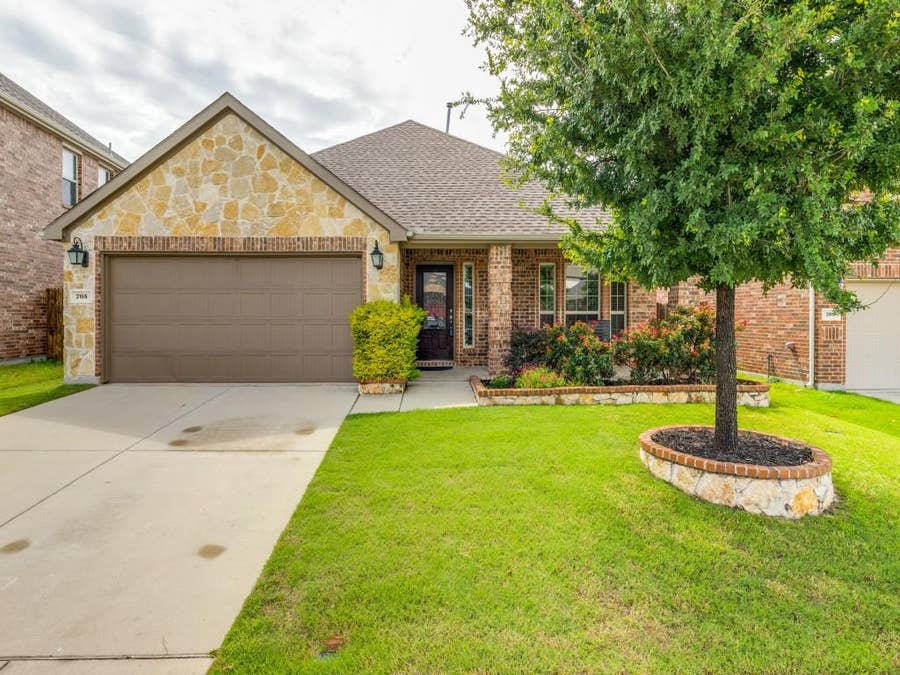 Property photo for 705 Anson Court, McKinney, TX