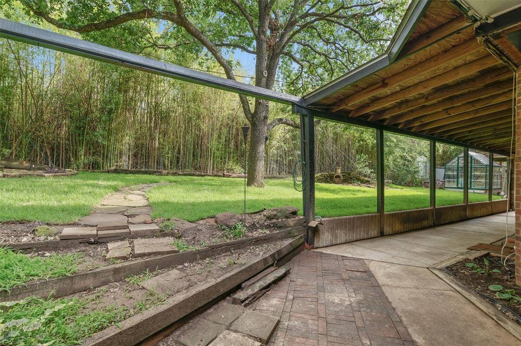 2002 Emerson Lane, Denton, TX 76209