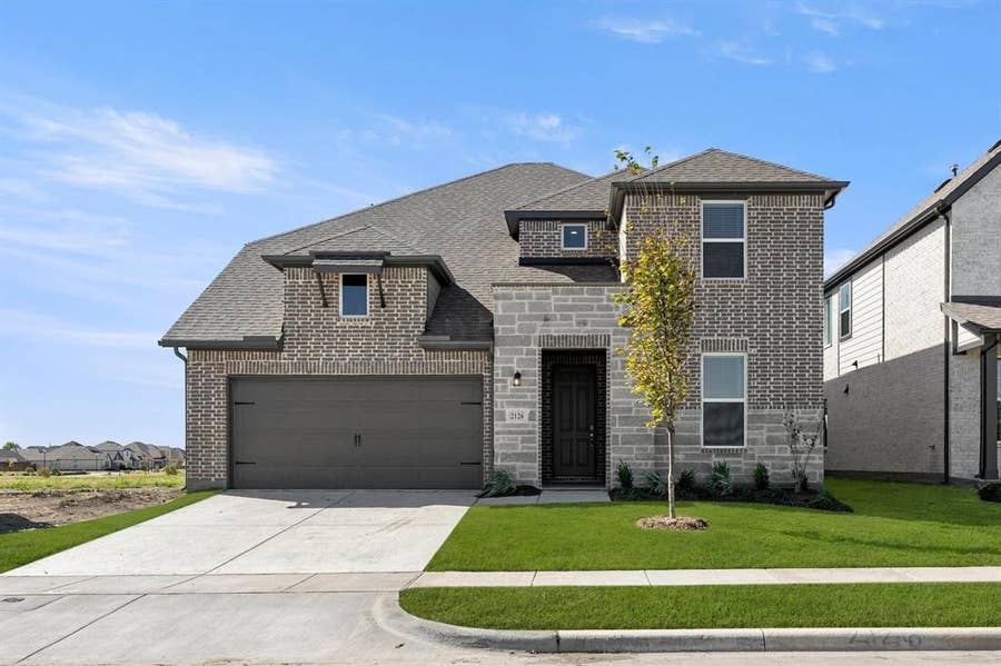 Property photo for 2906 Hanscom Street, Forney, TX