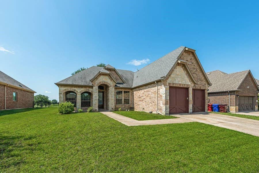 Property photo for 2516 Sabine Circle, Royse City, TX