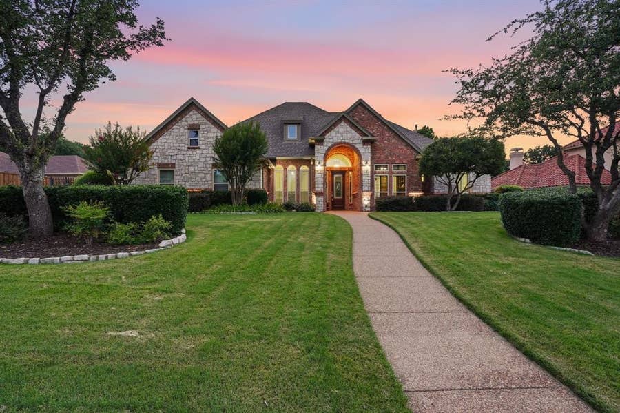 Property photo for 1016 Meandering Woods Drive, Keller, TX