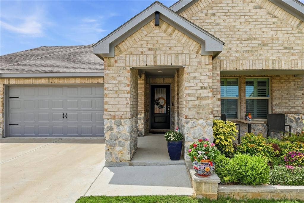 14021 Cygnus Drive, Haslet, TX 76052 14021 Cygnus Drive, Haslet, TX 76052