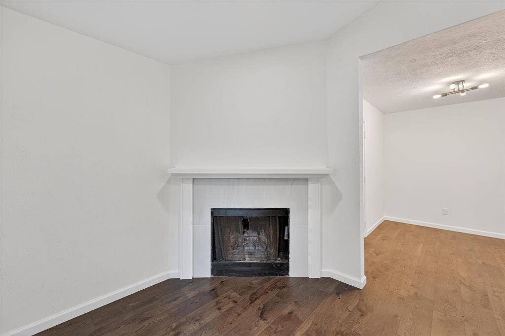 428 Dollins Street, Cedar Hill, TX 75104 428 Dollins Street, Cedar Hill, TX 75104