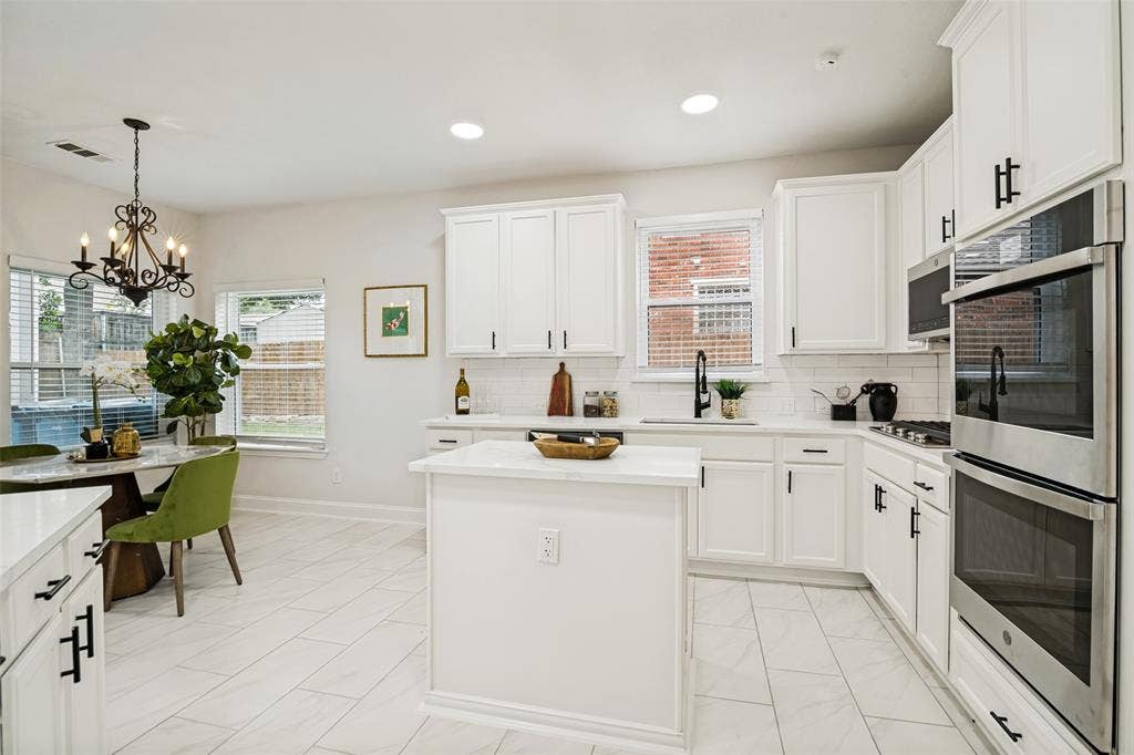 4314 Constitution Drive, Rowlett, TX 75089