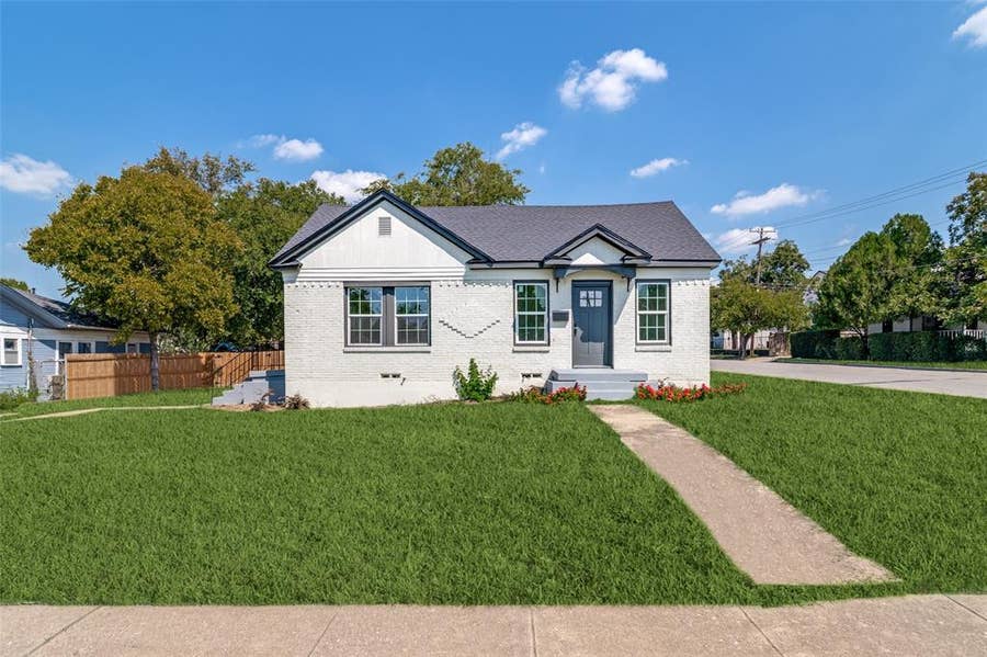 Property photo for 718 Grandview Avenue, Dallas, TX