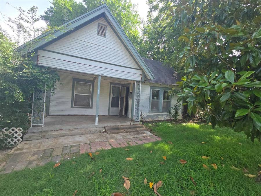 Property photo for 2610 Brandon Street, Dallas, TX