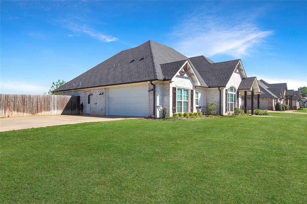 429 Coventry Street, Bullard, TX 75757 429 Coventry Street, Bullard, TX 75757