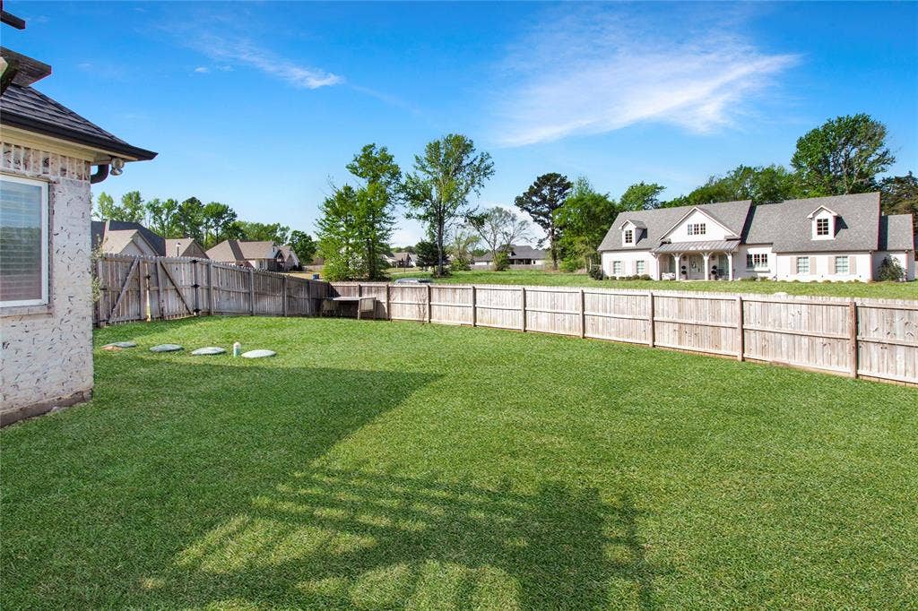 429 Coventry Street, Bullard, TX 75757 429 Coventry Street, Bullard, TX 75757
