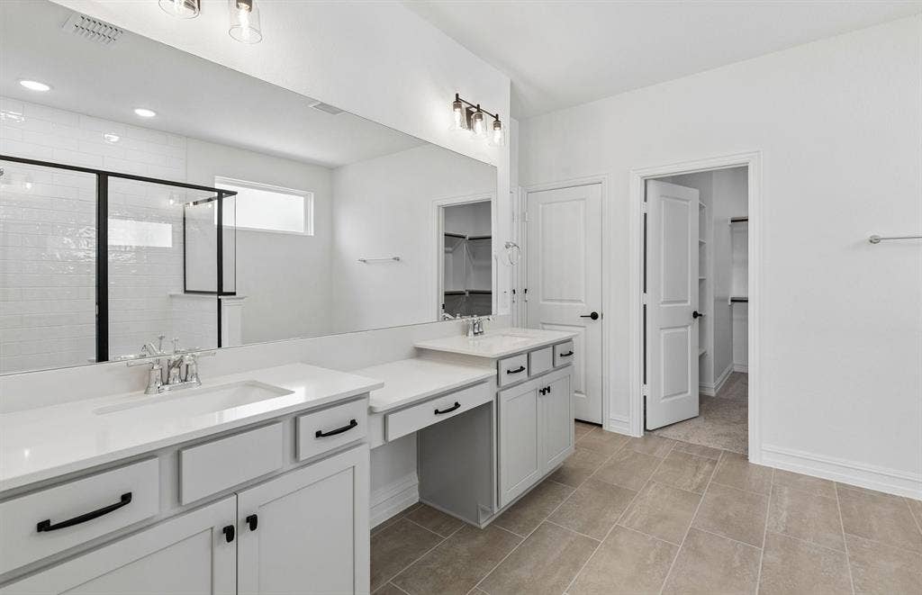 509 Apricot Court, Forney, TX 75126 Double vanity in owners bath