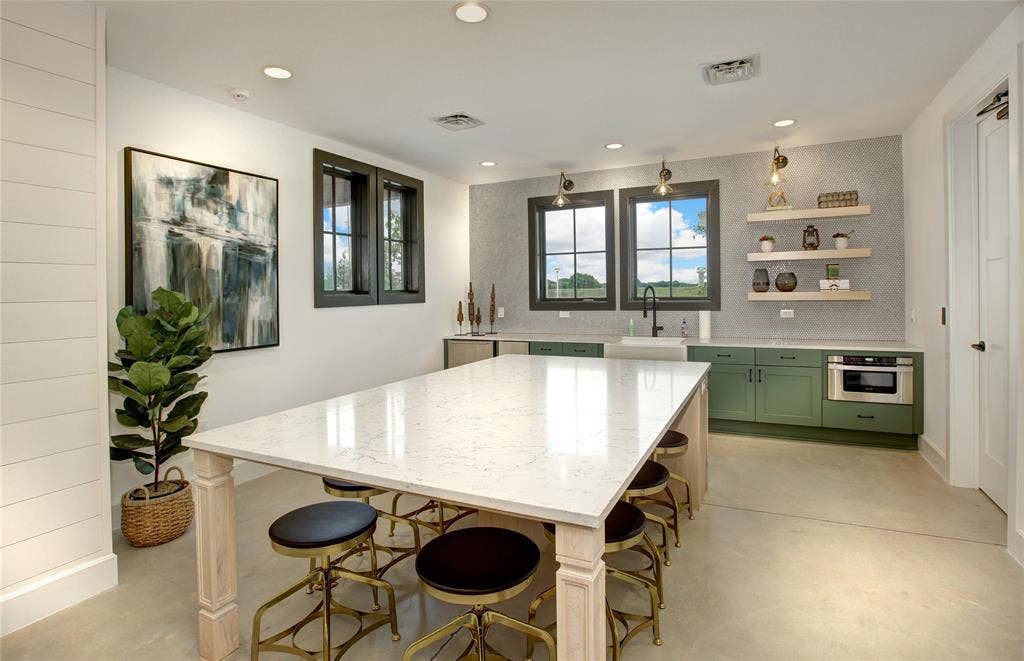 509 Apricot Court, Forney, TX 75126 Community Kitchen