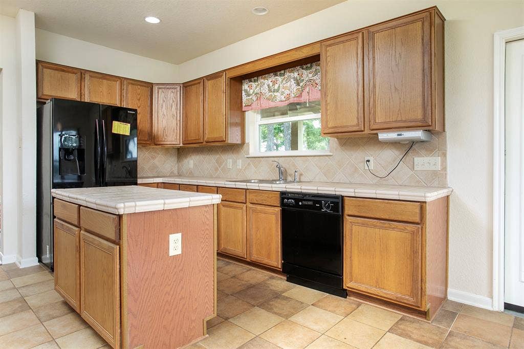 21750 Lakewood Lane, Chandler, TX 75758 21750 Lakewood Lane, Chandler, TX 75758