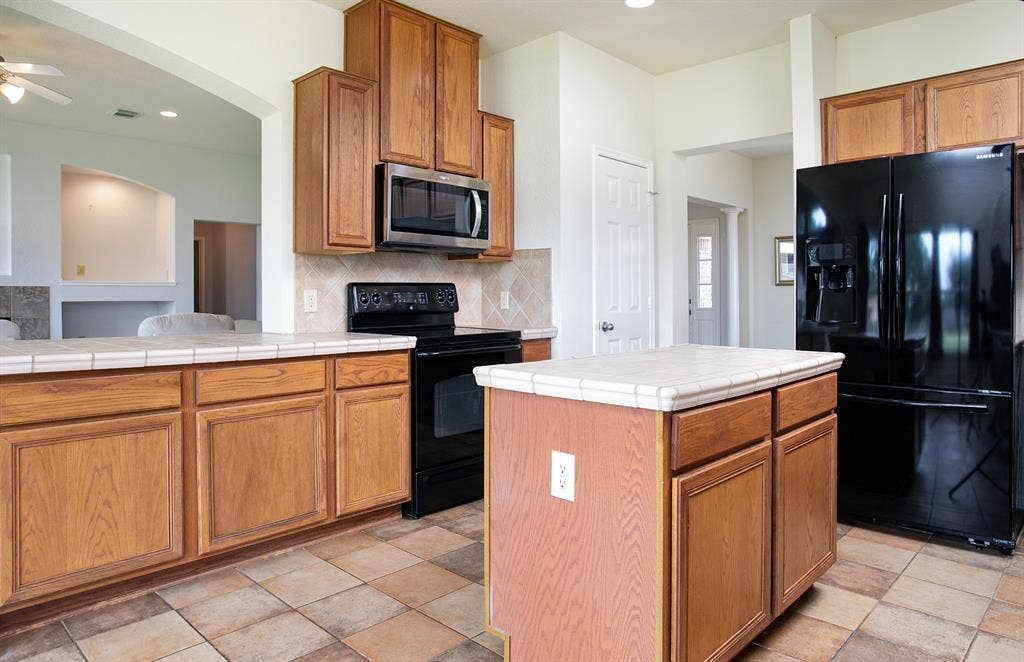 21750 Lakewood Lane, Chandler, TX 75758 21750 Lakewood Lane, Chandler, TX 75758