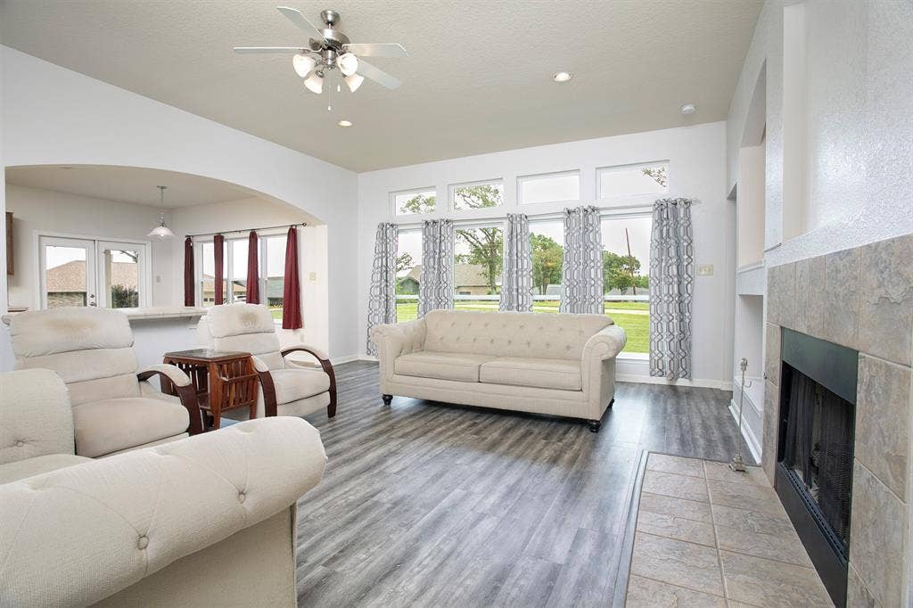 21750 Lakewood Lane, Chandler, TX 75758 21750 Lakewood Lane, Chandler, TX 75758