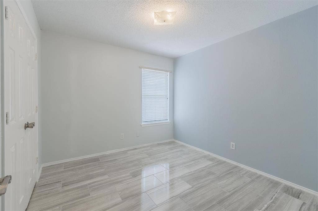 2709 Brittany Drive, Euless, TX 76039 2709 Brittany Drive, Euless, TX 76039