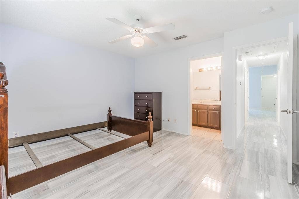 2709 Brittany Drive, Euless, TX 76039 2709 Brittany Drive, Euless, TX 76039