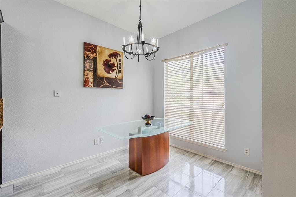 2709 Brittany Drive, Euless, TX 76039 2709 Brittany Drive, Euless, TX 76039