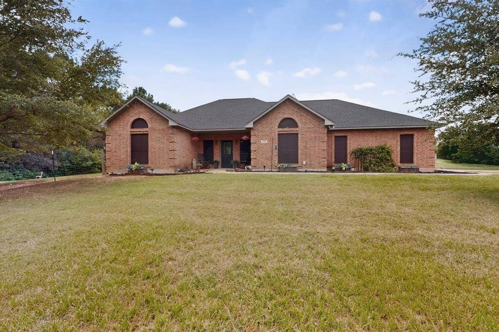 1362 Eubanks Road, Seagoville, TX 75159 1362 Eubanks Road, Seagoville, TX 75159