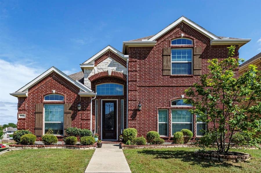 Property photo for 1522 Blue Jay Road, Garland, TX