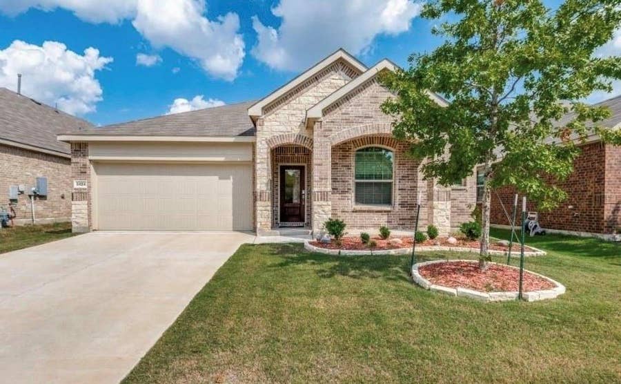 Property photo for 8424 Gray Squirrel Lane, McKinney, TX