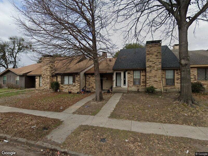 Property photo for 1811 Abshire Lane, Dallas, TX