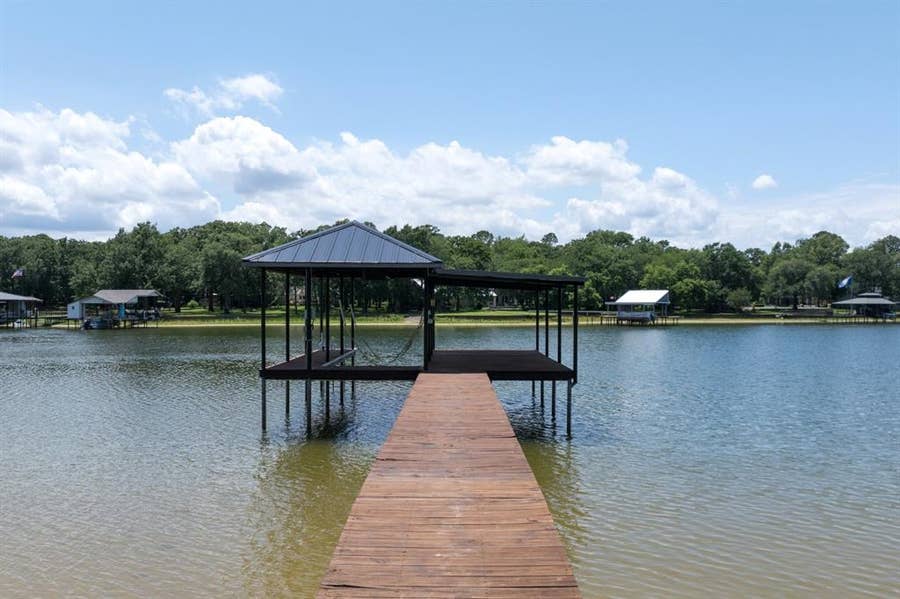 Property photo for 2927 County Road 1708, Malakoff, TX