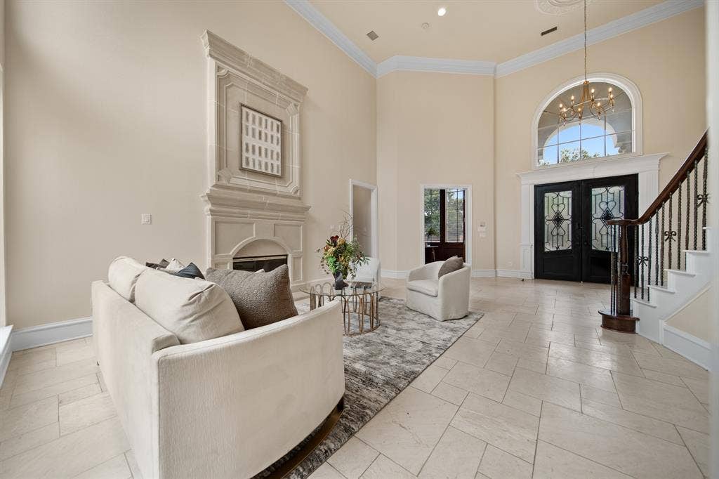 6420 Riverside Drive, Plano, TX 75024 6420 Riverside Drive, Plano, TX 75024
