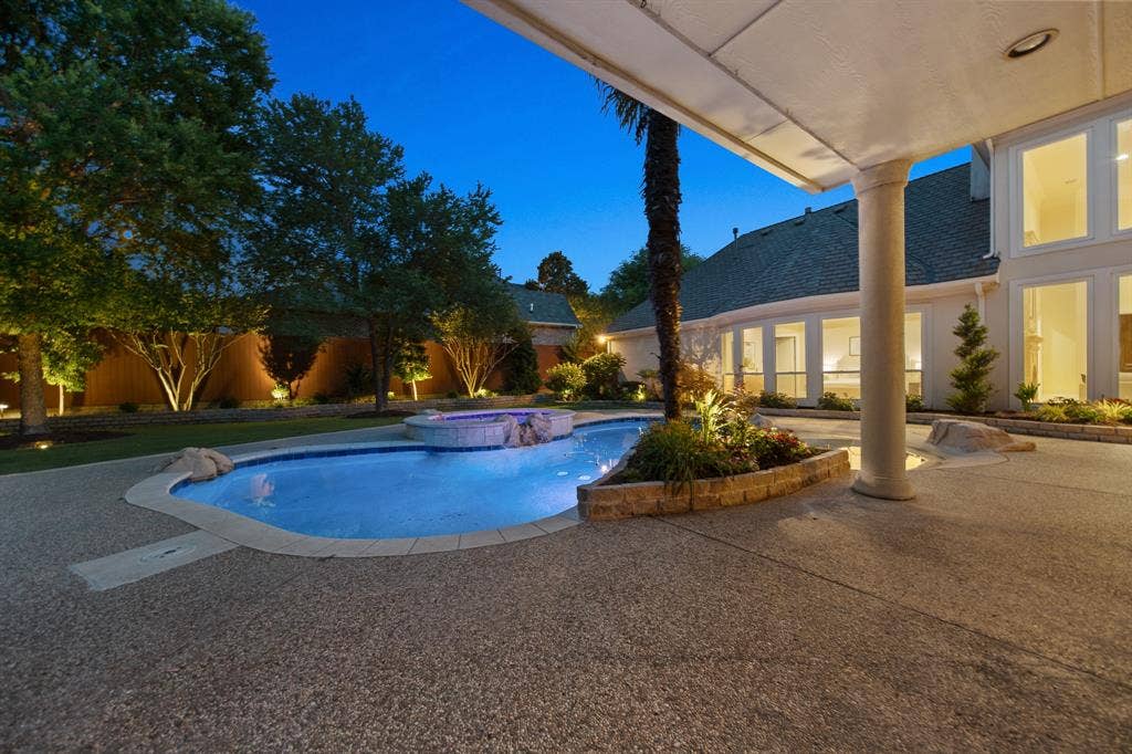 6420 Riverside Drive, Plano, TX 75024 6420 Riverside Drive, Plano, TX 75024