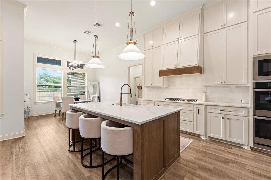13076 Rainier Drive, Woodway, TX 76712 13076 Rainier Drive, Woodway, TX 76712