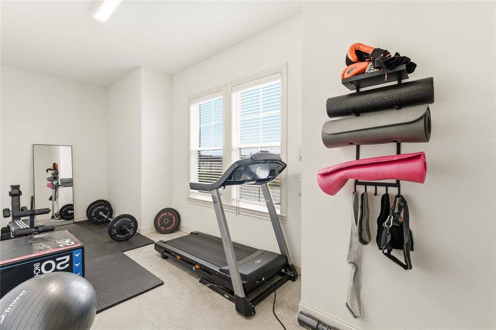 13076 Rainier Drive, Woodway, TX 76712 In garage