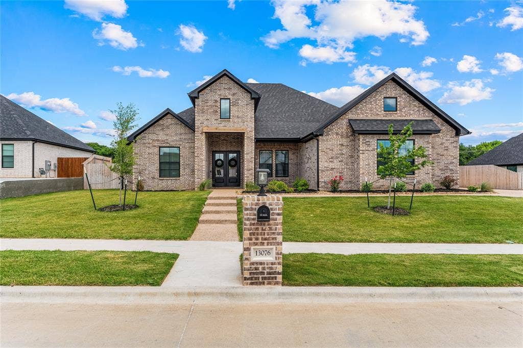 13076 Rainier Drive, Woodway, TX 76712 13076 Rainier Drive, Woodway, TX 76712